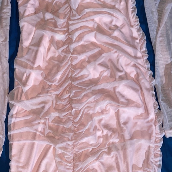 Fashion nova dress - Picture 2 of 3